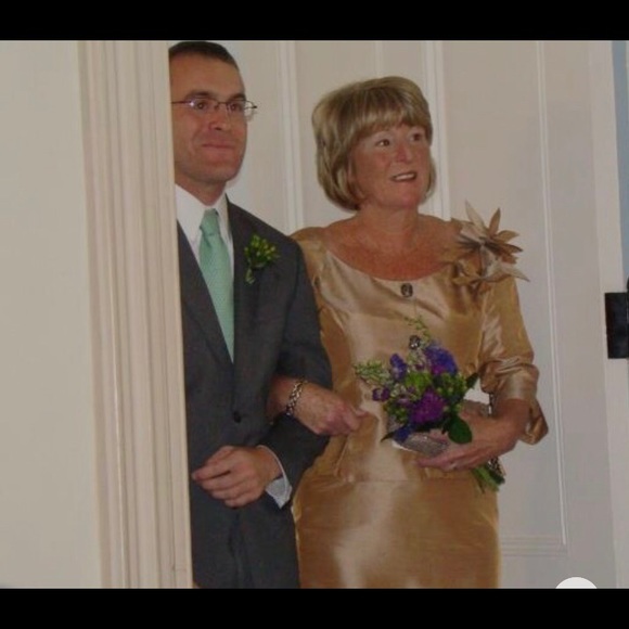 Fall Size 8 mother of the bride two piece outfit - Picture 6 of 6